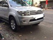 Bán xe Fortuner, 2 cầu, đăng ký T7/2011