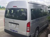 Bán Toyota Hiace đời 2015, màu trắng, nhập khẩu nguyên chiếc