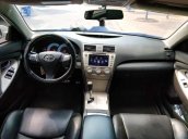 Bán Toyota Camry se sản xuất 2010, màu trắng, giá 865tr