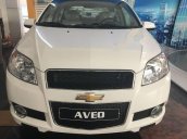 Cần bán xe Chevrolet Aveo đời 2018, màu trắng