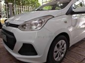 Cần bán lại xe Hyundai Grand i10 năm sản xuất 2015, màu trắng, nhập khẩu 