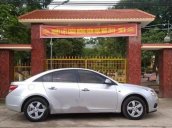 Cần bán Chevrolet Cruze 2013, màu bạc