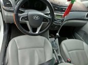 Cần bán gấp Hyundai Accent đời 2012, màu trắng, 410tr