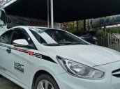 Cần bán gấp Hyundai Accent đời 2012, màu trắng, 410tr