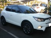 Cần bán gấp xe Ssangyong Tivoli 2017 At, màu trắng