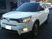 Cần bán gấp xe Ssangyong Tivoli 2017 At, màu trắng