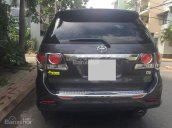 Cần bán xe Toyota Fortuner 2016 xám chì, số tự động dẫn động 2 cầu