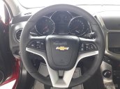 Cần bán xe Chevrolet Cruze LTZ sản xuất 2017, màu đỏ, đi 2 vạn