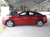 Cần bán xe Chevrolet Cruze LTZ sản xuất 2017, màu đỏ, đi 2 vạn