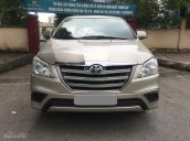 Bán xe Toyota Innova 2015 vàng cát, số sàn xe đẹp nguyên zin