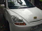 Bán Chevrolet Spark MT 2010, màu trắng, nội thất sạch sẽ