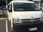 Cần bán lại xe Toyota Hiace 2011, màu trắng, nội thất mới đẹp