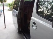 Bán nhanh xe Hyundai Starex 2010, màu bạc