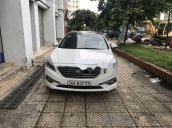 Cần bán gấp Hyundai Sonata 2015, màu trắng, giá tốt