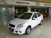 Cần bán xe Chevrolet Aveo sản xuất 2018, màu trắng, giá tốt