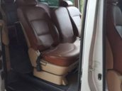 Bán nhanh xe Hyundai Starex 2010, màu bạc