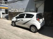 Bán Chevrolet Spark Van đời 2015, màu trắng số tự động, giá 220tr