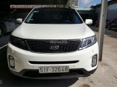 Bán Kia New Sorento GATH 2.4AT màu trắng, máy xăng, số tự động, sản xuất 2015, biển Sài Gòn 1 chủ