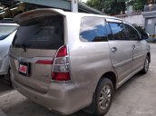 Bán xe Toyota Innova V, tự động, màu nâu vàng 2014