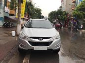 Chính chủ bán Hyundai Tucson đời 2010, màu bạc, nhập khẩu