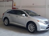 Cần bán Toyota Venza 2.7 AWD AT đời 2009, màu bạc, xe nhập