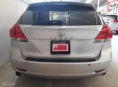 Cần bán Toyota Venza 2.7 AWD AT đời 2009, màu bạc, xe nhập