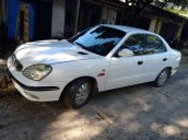 Cần bán gấp Daewoo Nubira đời 2001, màu trắng, nhập khẩu