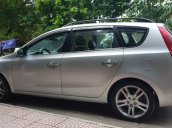 Bán Hyundai i30 1.6 AT đời 2009, màu bạc xe gia đình 