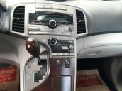 Bán xe Toyota Venza 2.7 AWD AT sản xuất năm 2009, màu bạc, nhập khẩu nguyên chiếc, 870tr