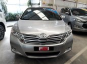 Bán xe Toyota Venza 2.7 AWD AT sản xuất năm 2009, màu bạc, nhập khẩu nguyên chiếc, 870tr