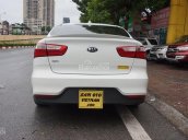 Cần bán xe Kia Rio sản xuất năm 2016, màu trắng, nhập khẩu