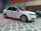 Bán xe Kia Forte năm sản xuất 2009, màu trắng, giá 385 triệu