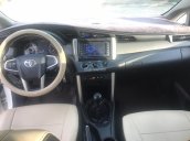 Bán Toyota Innova E 6/2017, odo 43,000km, hỗ trợ trả góp