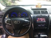 Bán xe Toyota Camry 2.5Q đời 2015, màu đen chính chủ