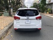 Cần bán lại xe Kia Rondo sản xuất 2016, màu trắng xe gia đình 