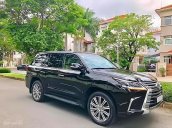 Bán xe Lexus LX570 màu đen, nội thất kem, đời năm 2017