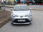 Bán xe Toyota E sản xuất 2015, màu bạc, giá tốt