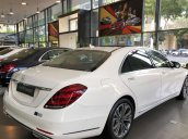 Bán xe Mercedes S450L giảm giá tới 83 triệu trong tháng 9, tặng phiếu thay dầu miễn phí 1 năm