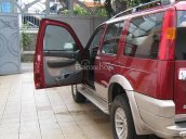 Cần bán xe Ford Everest 2006 MT, máy dầu, màu đỏ