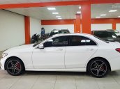 Cần bán Mercedes C300 AMG năm sản xuất 2015