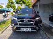 Cần bán gấp Toyota Fortuner sản xuất 2017 màu đen, giá 1 tỷ 380 triệu, xe nhập