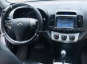 Bán Hyundai Elantra 2010, số AT màu trắng, nhập khẩu