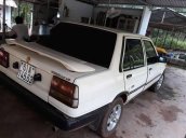 Cần bán Toyota Corona năm sản xuất 1988, màu trắng chính chủ, giá 35tr