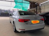 Chính chủ bán ô tô Audi A4 2017, màu trắng, nhập khẩu