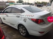 Bán Hyundai Accent AT năm sản xuất 2012, màu trắng, xe nhập