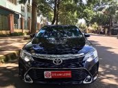 Cần bán gấp Toyota Camry 2.5Q đời 2017, màu đen