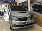 Cần bán Toyota Fortuner 2.5G đời 2016, màu bạc