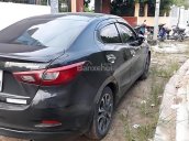 Cần bán gấp Mazda 2 1.5 AT đời 2016, màu đen chính chủ