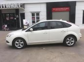 Bán xe Ford Focus 1.8 AT 2012, màu trắng số tự động giá cạnh tranh