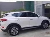 Cần bán lại xe Hyundai Tucson 1.6 Turbo sản xuất 2017, màu trắng